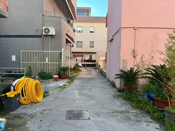 Casa con 5 locali in vendita in Via Amalfi, Casalnuovo Di Napoli