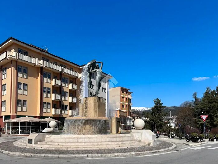 Appartamento quadrilocale in vendita in Via della Genca, LAquila