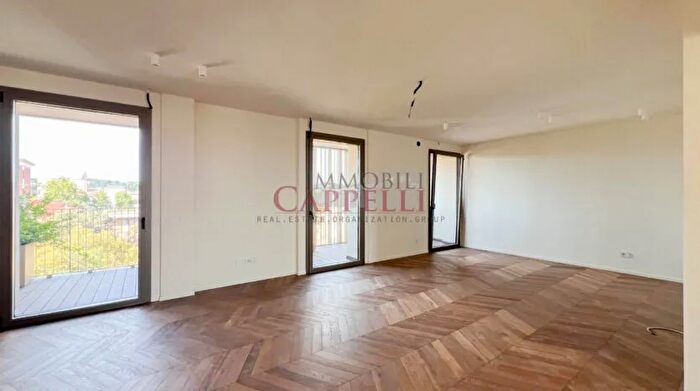 Appartamento con 5 locali in vendita in Cesena Corso Cavour Forlìcesena Cesena, Cesena
