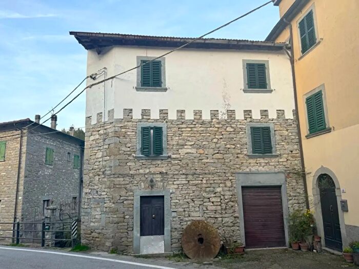 Casa quadrilocale in vendita in Via Molino, Portico E San Benedetto