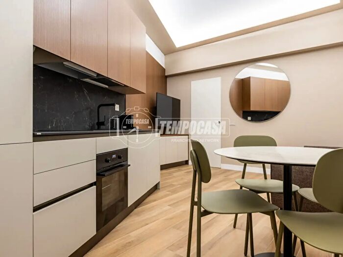 Appartamento bilocale in vendita in Via Ceresio, Milano