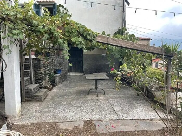 Appartamento con 5 locali in vendita in Prela