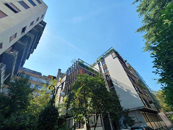 Appartamento bilocale in affitto in Via Vincenzo Monti, Sempione, Milano