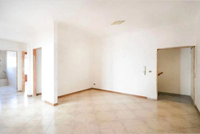 Casa con 6 locali in vendita in San Vito Dei Normanni