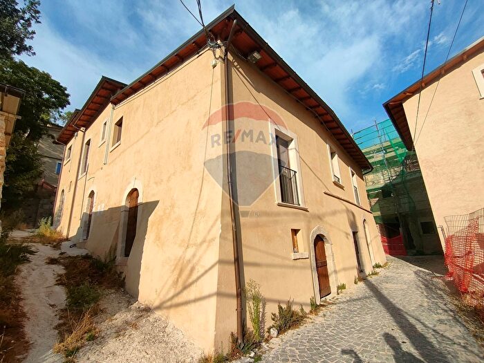 Casa con 5 locali in vendita in Via XXV Aprile, Prata DAnsidonia