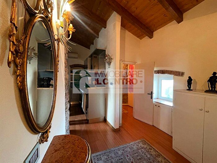 Appartamento trilocale in vendita in Sarzana