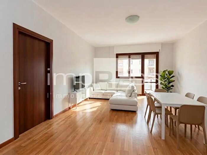 Appartamento con 6 locali in vendita in Venezia