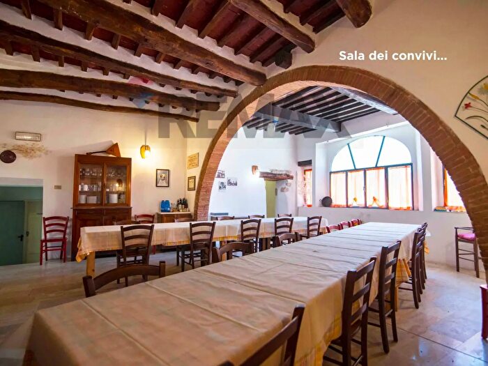 Casa con 15 locali in vendita in Via Arduino Barlettai, Montieri