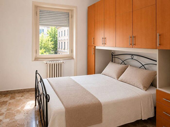 Appartamento monolocale in affitto in Corso Lodi, Lodi Brenta, Milano