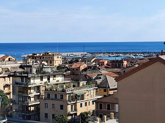 Appartamento bilocale in vendita in Salita Sant'Agostino, Rapallo