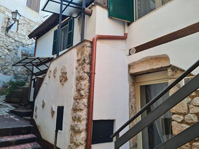 Casa quadrilocale in vendita in Vicolo del Monastero, Alatri