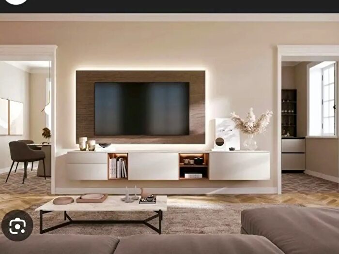 Appartamento quadrilocale in vendita in Via Giovanni Pierluigi da Palestrina, Parma