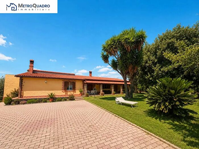 Casa trilocale in vendita in Via della Tenuta La Pisana, Roma