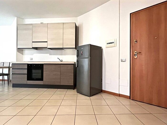 Appartamento bilocale in affitto in Via Giuseppe Mazzini, Centro, Sondrio