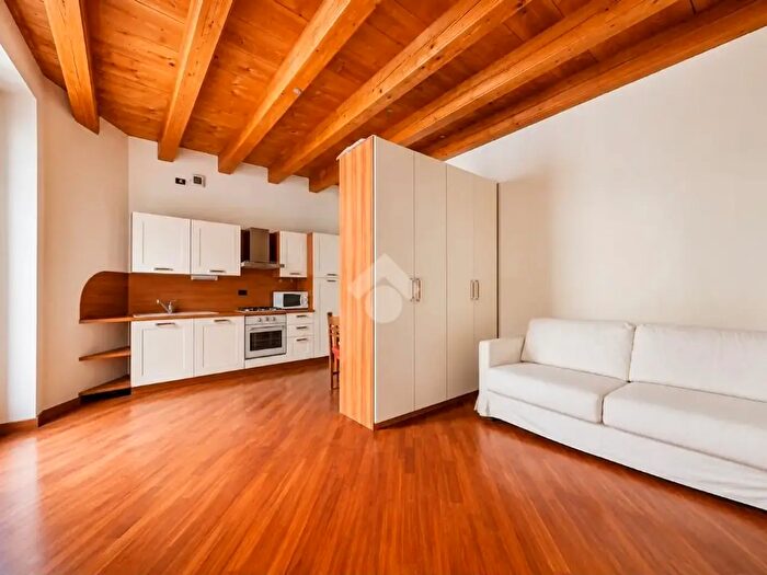 Appartamento monolocale in vendita in Via Enrico Noris, Verona