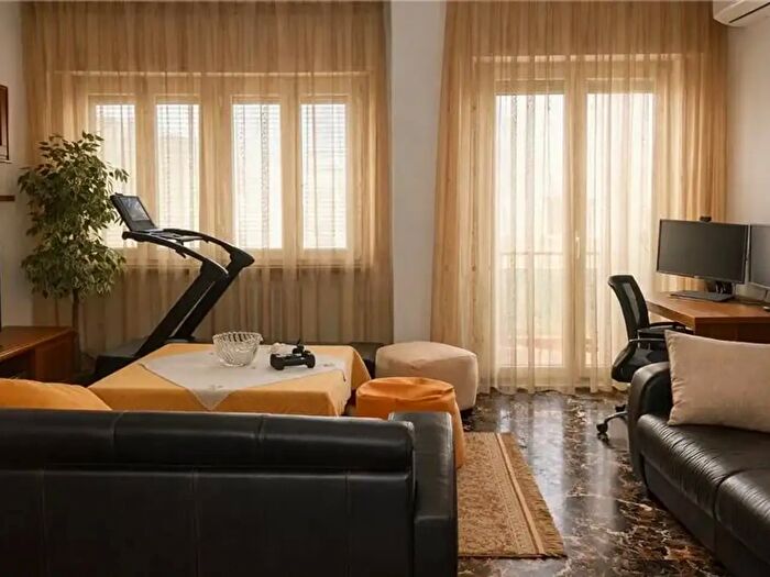 Appartamento con 5 locali in vendita in CSo Cairoli, Verbania