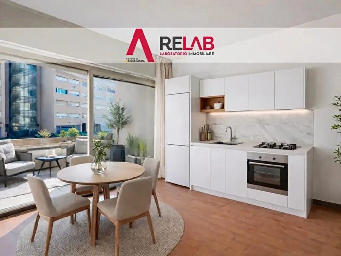 Appartamento bilocale in vendita in Via Elio Lampridio Cerva, Roma