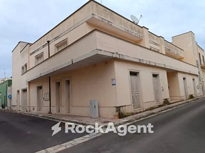 Appartamento in vendita in Via Regina Elena, Trepuzzi