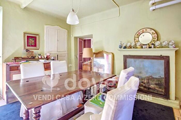 Casa quadrilocale in vendita in Via Silvio Pellico, Arcisate