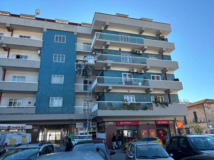 Appartamento con 6 locali in affitto in Via Nazario Sauro, Catanzaro Lido, Catanzaro