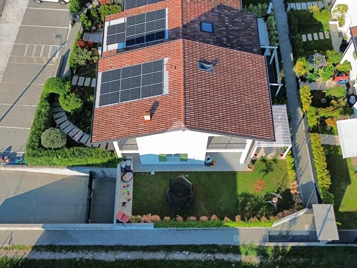Casa con 5 locali in vendita in Via Canova, Sona