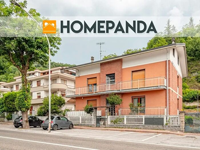 Appartamento con 6 locali in vendita in Via Valdieri, Borgo San Dalmazzo