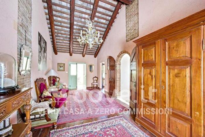 Casa con 6 locali in vendita in Mira