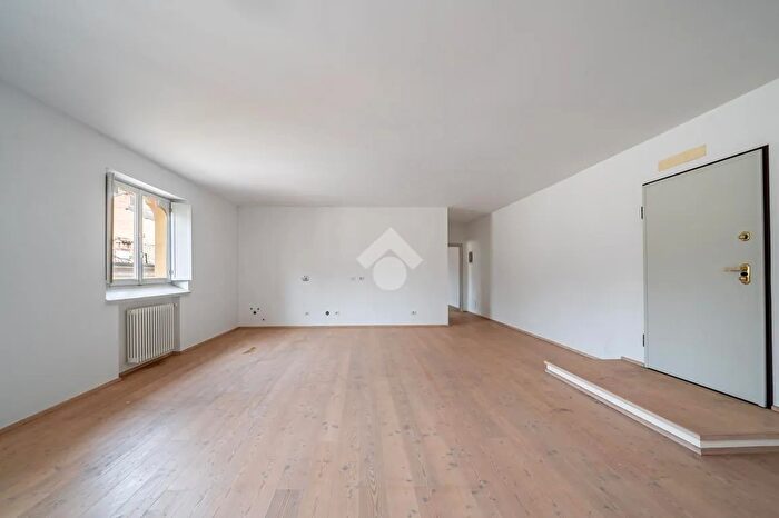 Appartamento bilocale in vendita in Via Emilia Santo Stefano, Reggio Emilia