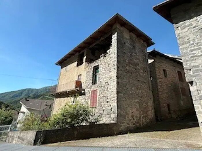 Casa con 6 locali in vendita in Frazione Forgnengo, Campiglia Cervo