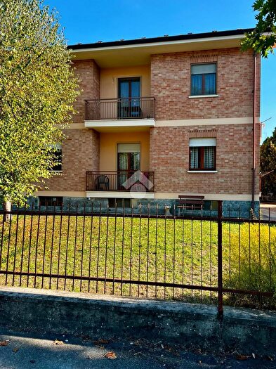 Appartamento con 5 locali in vendita in Corso Europa, Alba