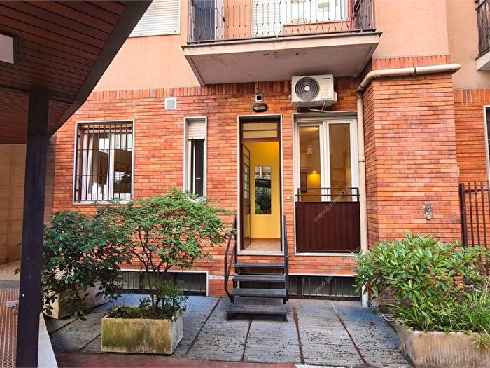 Appartamento bilocale in affitto in Via Gabriele D'Annunzio, Ticinese, Milano