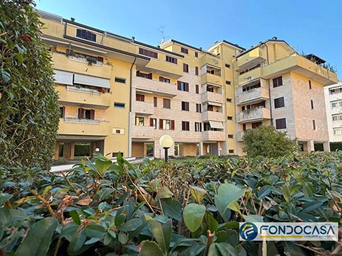 Appartamento bilocale in vendita in Via Alfieri, BovisioMasciago
