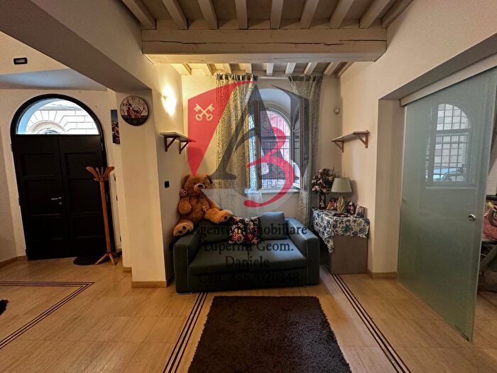 Appartamento quadrilocale in vendita in Pisa