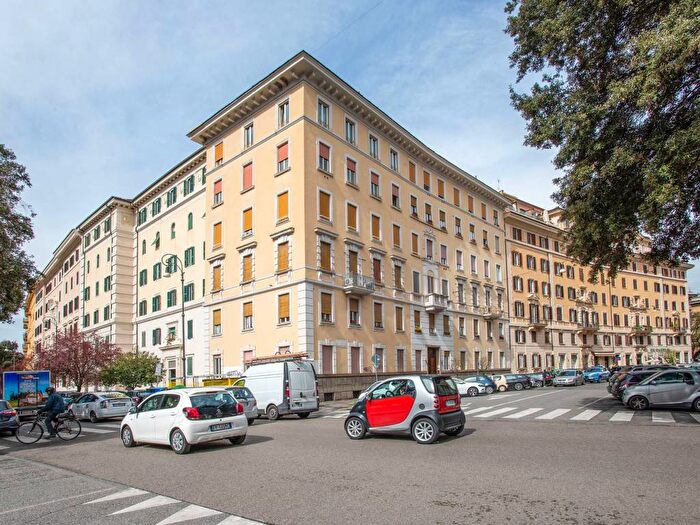 Appartamento trilocale in affitto in Mazzini Delle Vittorie, Roma