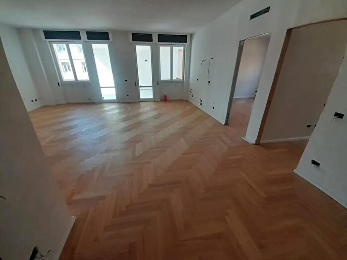 Appartamento quadrilocale in vendita in Ciro Menotti, Pisa