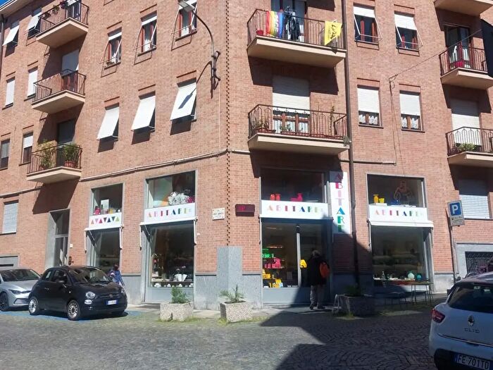 Appartamento quadrilocale in affitto in Via Martorelli, Asti