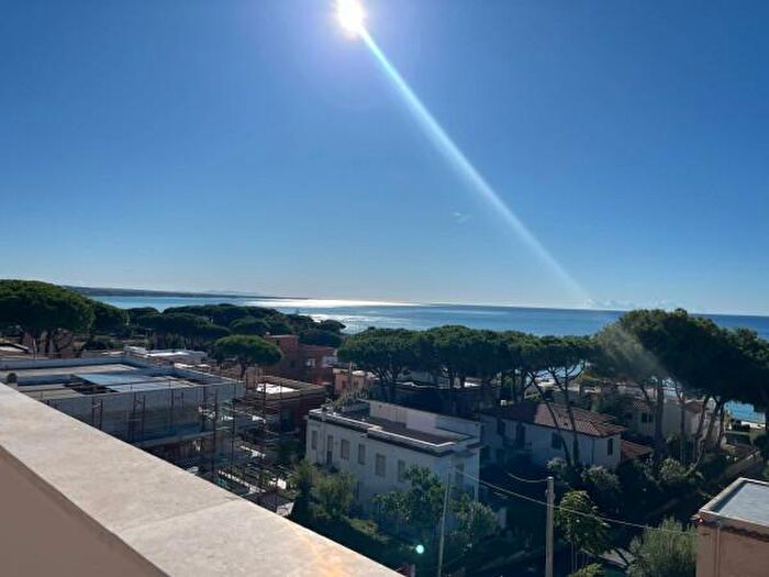 Appartamento bilocale in vendita in Via Sandro Botticelli, Santa Marinella