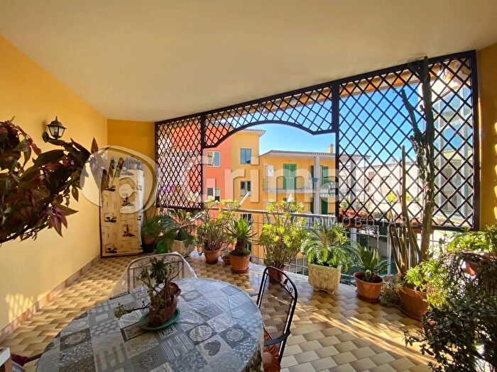 Appartamento trilocale in vendita in Giugliano In Campania