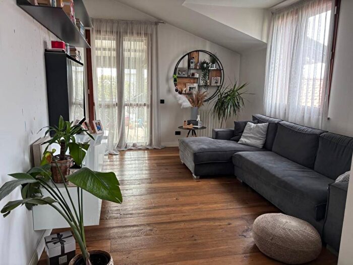 Casa trilocale in vendita in Via Piave, Centro, Muggiò