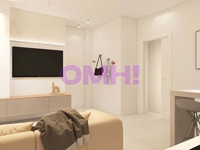 Appartamento bilocale in vendita in Via Mazzini, Cavaria Con Premezzo