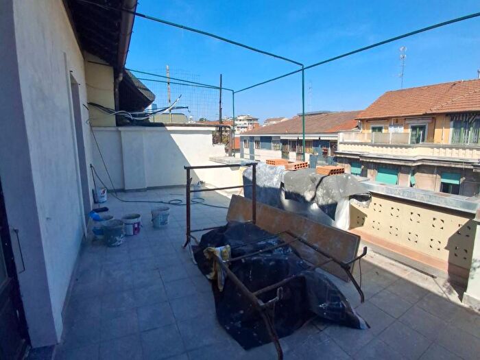 Appartamento trilocale in affitto in Via Giasone del Maino, Washington, Milano