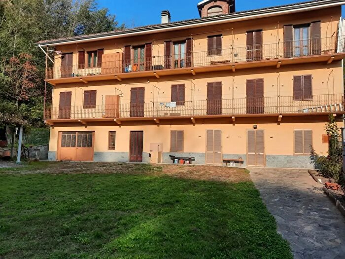 Appartamento con 5 locali in vendita in Via Umberto I, Sant'Ambrogio Di Torino