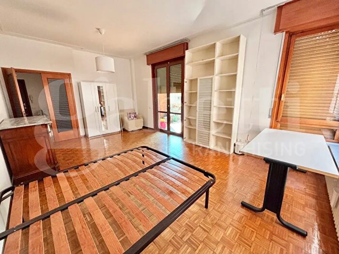 Appartamento quadrilocale in affitto in Via Duca Alessandro, Parma