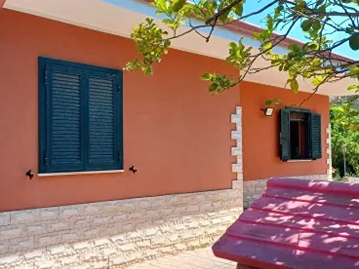 Casa trilocale in vendita in Via Amatore Sciesa, Aprilia