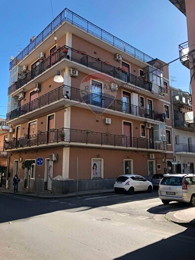 Appartamento trilocale in vendita in Via delle Terme, Misterbianco