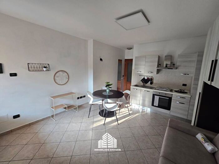 Appartamento monolocale in affitto in Via Giovanni Antonio Molineri, Centro, Bra