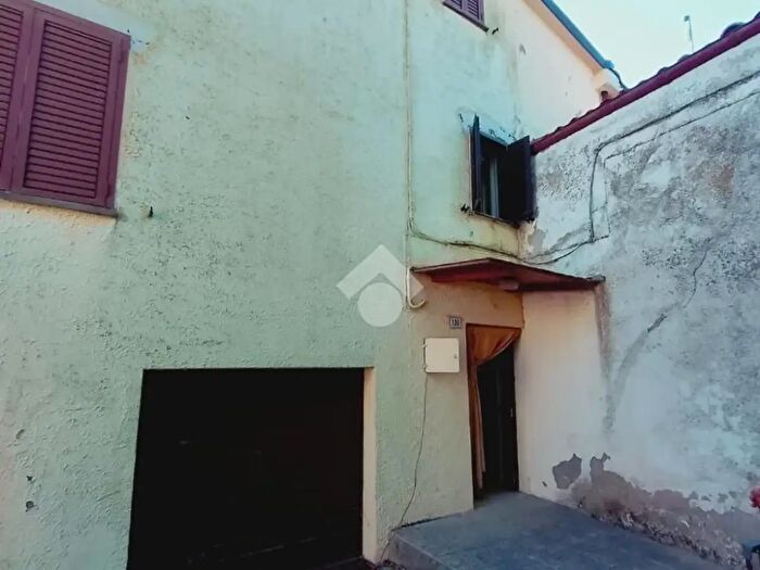 Casa quadrilocale in vendita in Via Ca Domenichino, Sogliano Al Rubicone