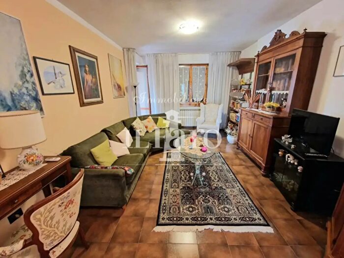 Appartamento con 5 locali in vendita in a Saliscendi, Campi Bisenzio