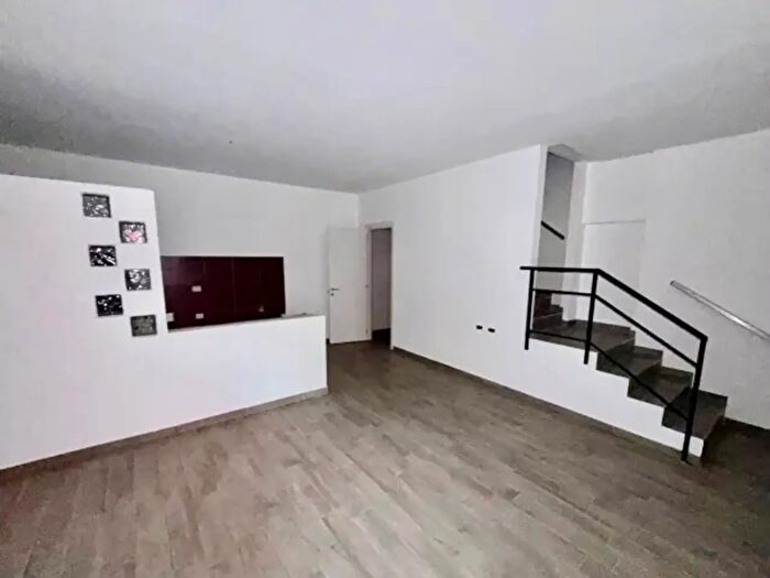 Casa trilocale in vendita in Via Piana, Borgonovo Val Tidone