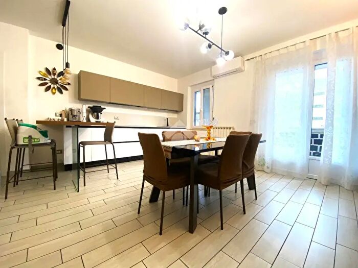 Appartamento con 5 locali in vendita in Via Aosta, Montalto Dora